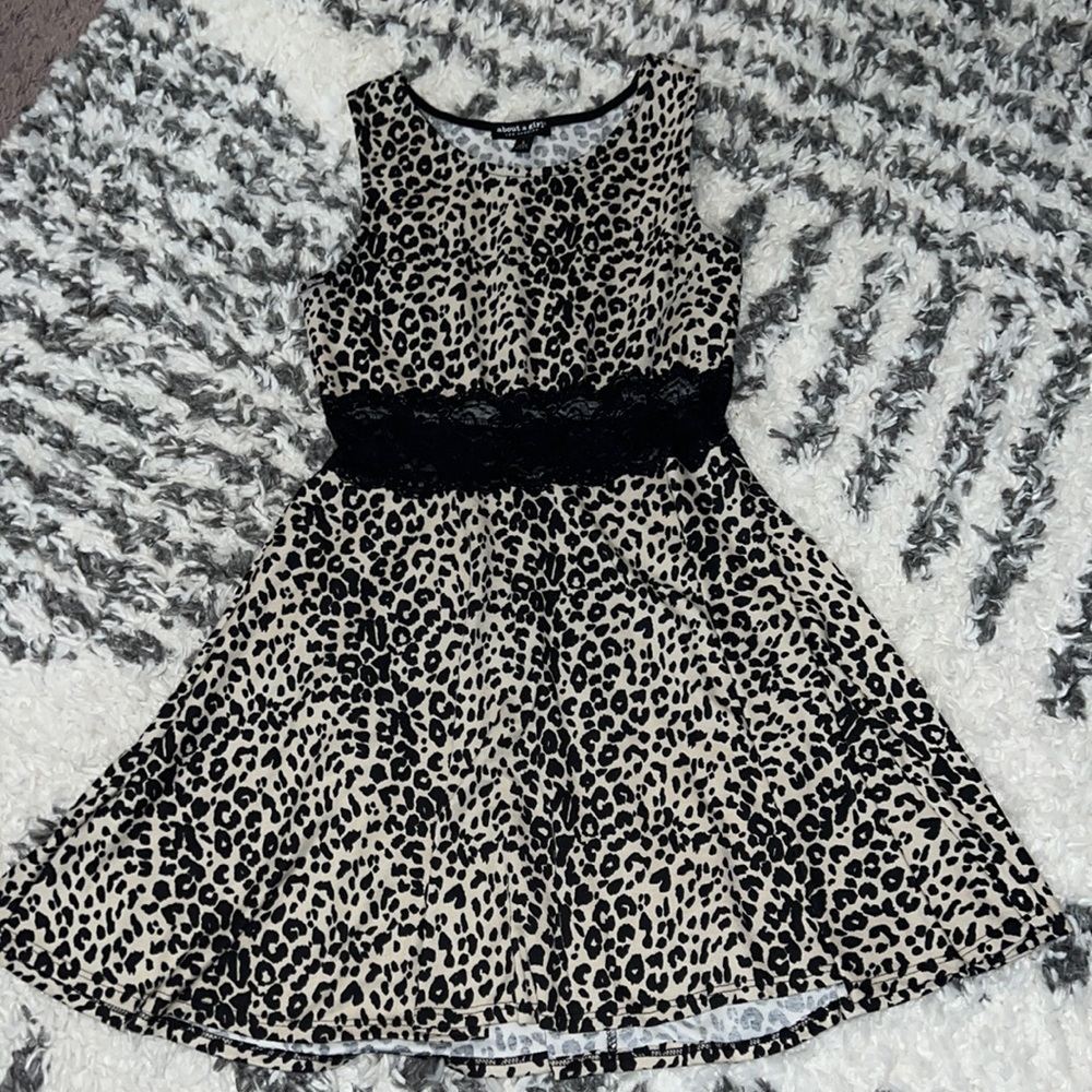 Leopard dress. Juniors LARGE